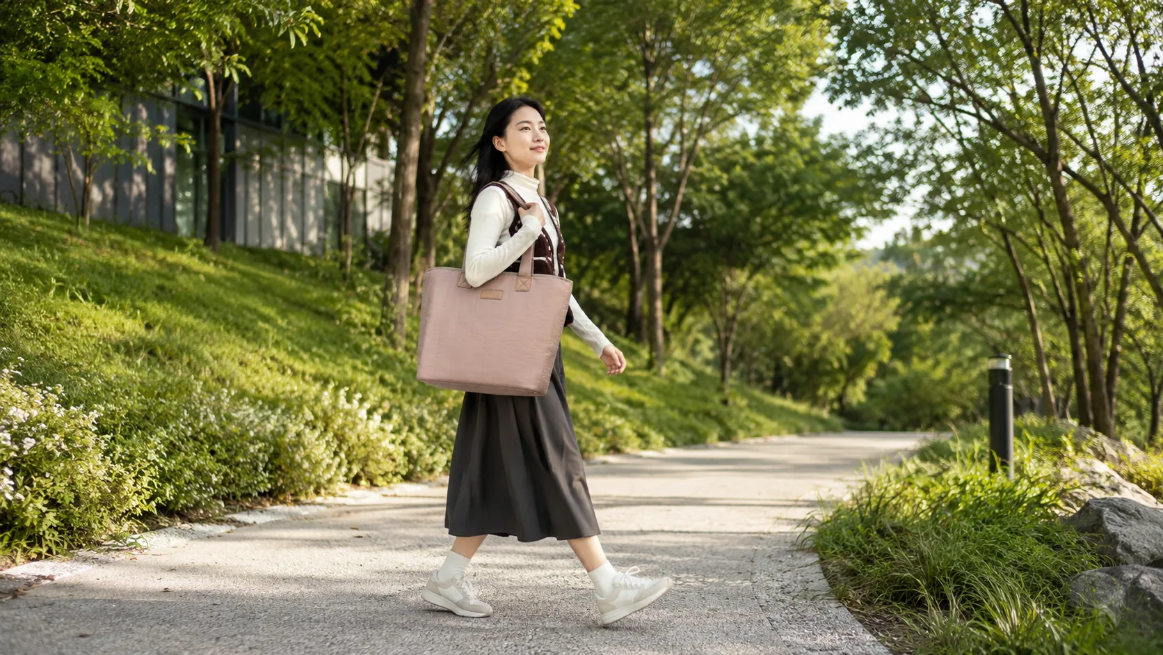 Luxury Waterproof Shoulder Cat Carrier Bag · Detail image 1 · GuardLynx